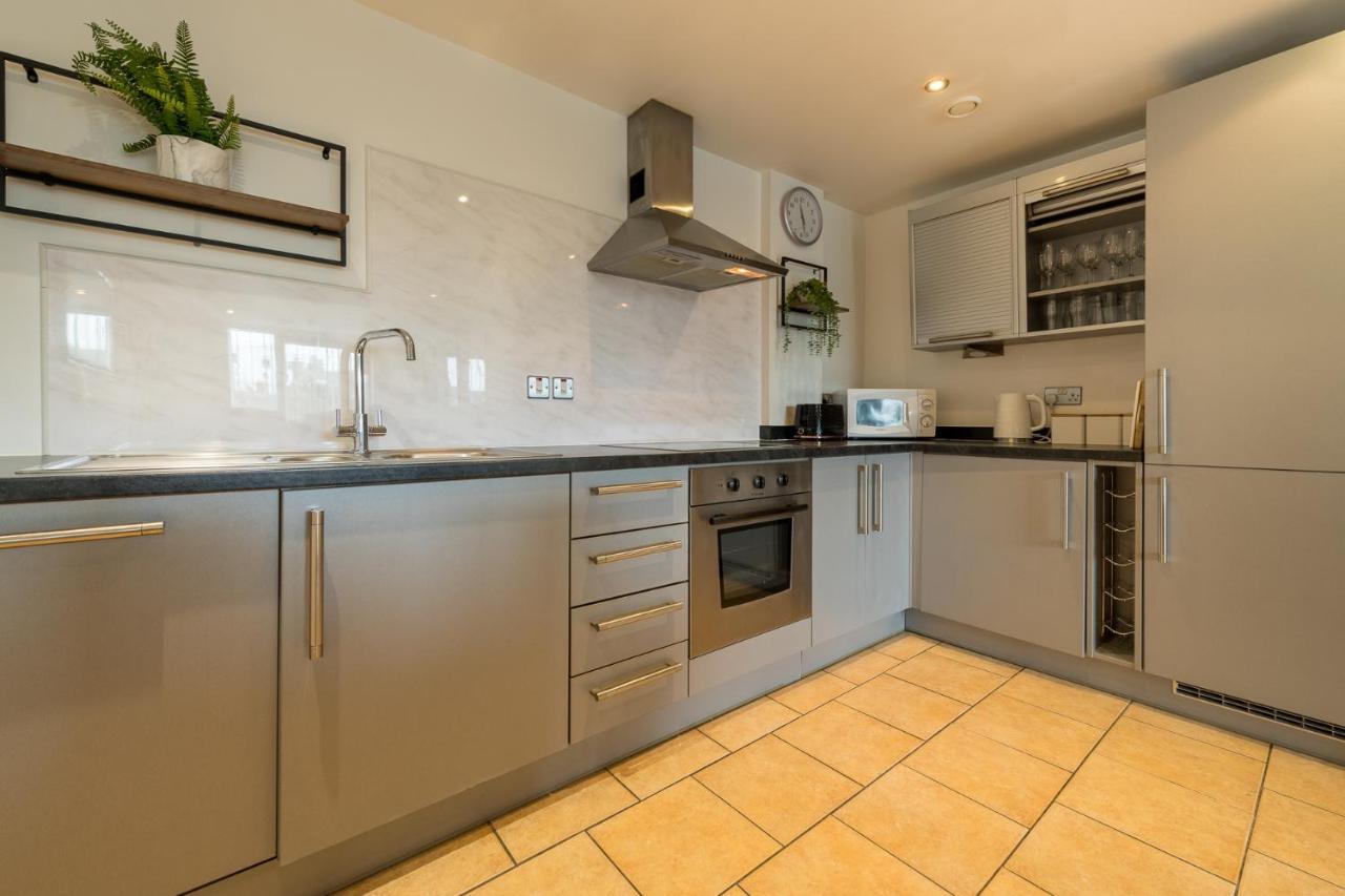 Sidemersey Livings- Convenient And Central 2-Bedroom Haven In L1 Liverpool Exterior foto