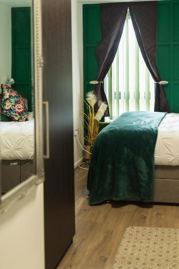 Sidemersey Livings- Convenient And Central 2-Bedroom Haven In L1 Liverpool Exterior foto