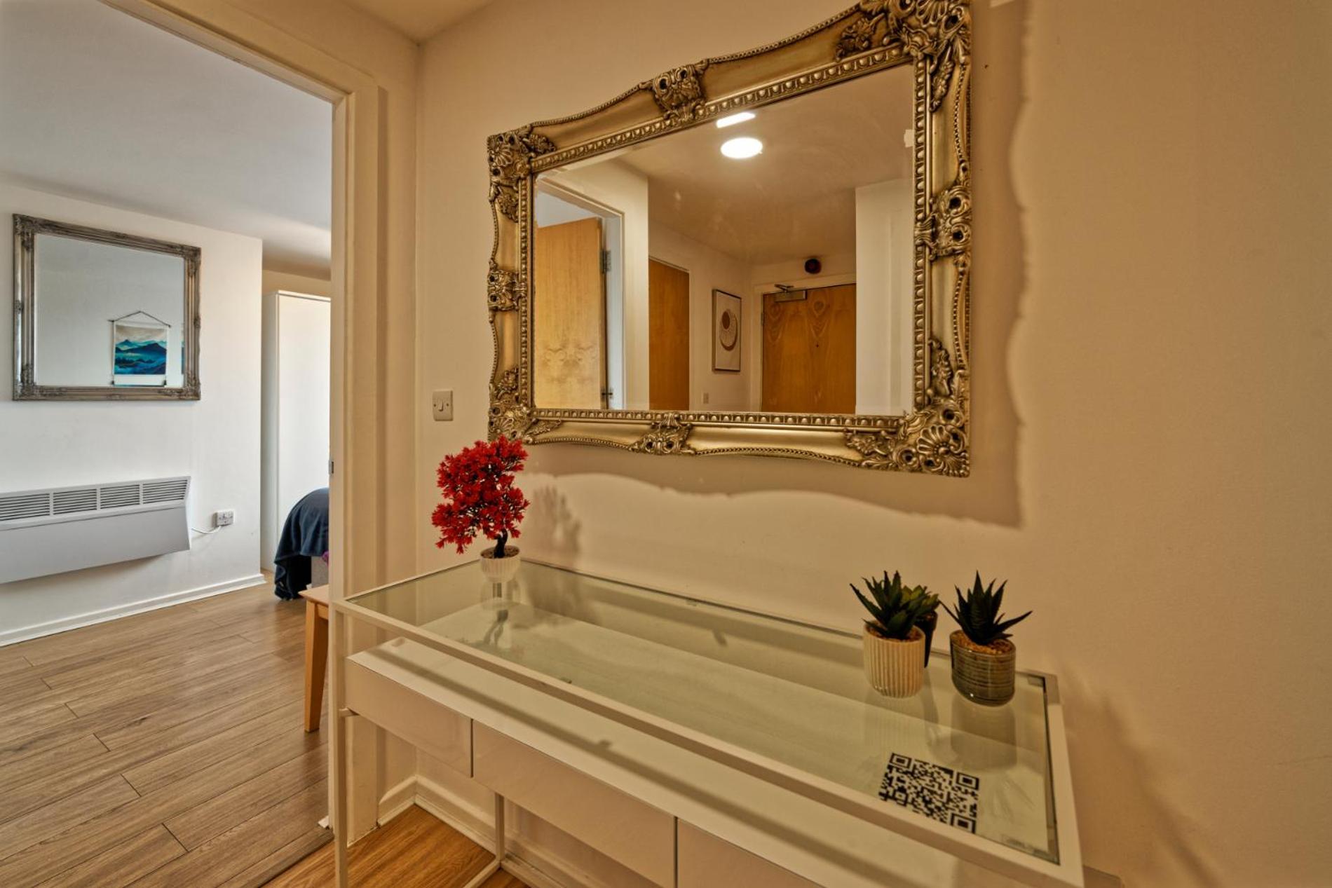 Sidemersey Livings- Convenient And Central 2-Bedroom Haven In L1 Liverpool Exterior foto