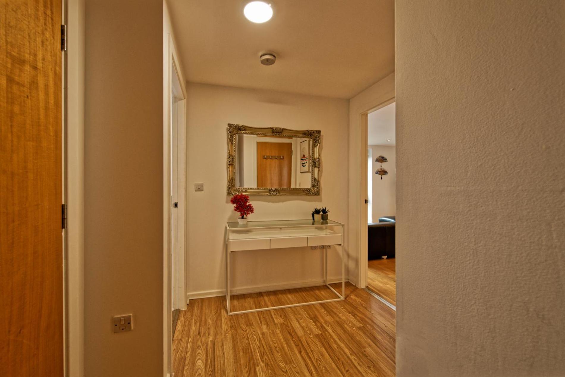 Sidemersey Livings- Convenient And Central 2-Bedroom Haven In L1 Liverpool Exterior foto