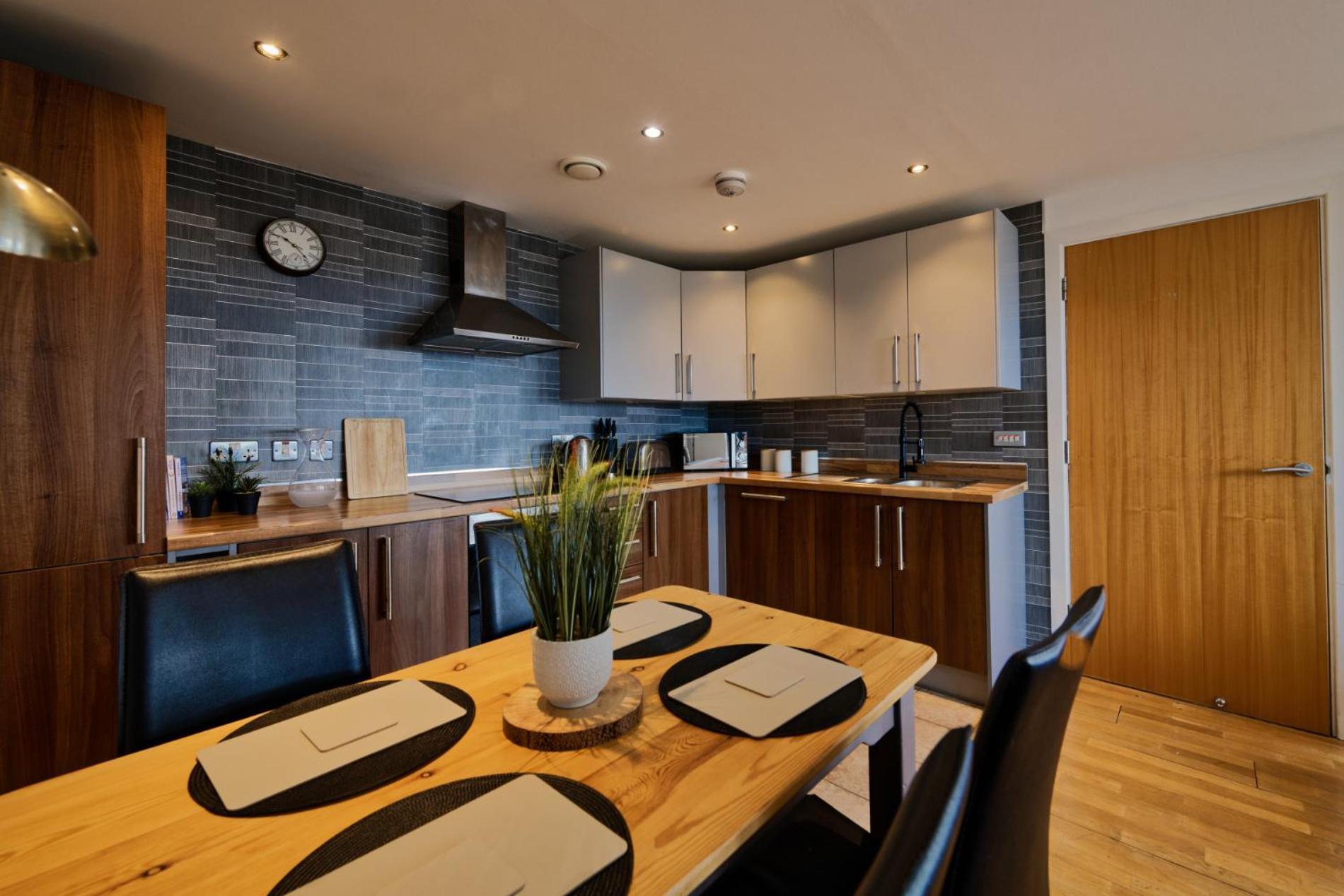 Sidemersey Livings- Convenient And Central 2-Bedroom Haven In L1 Liverpool Exterior foto